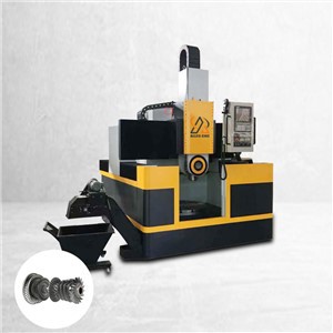 CNC 5 Axis Machine Center for machining propellers