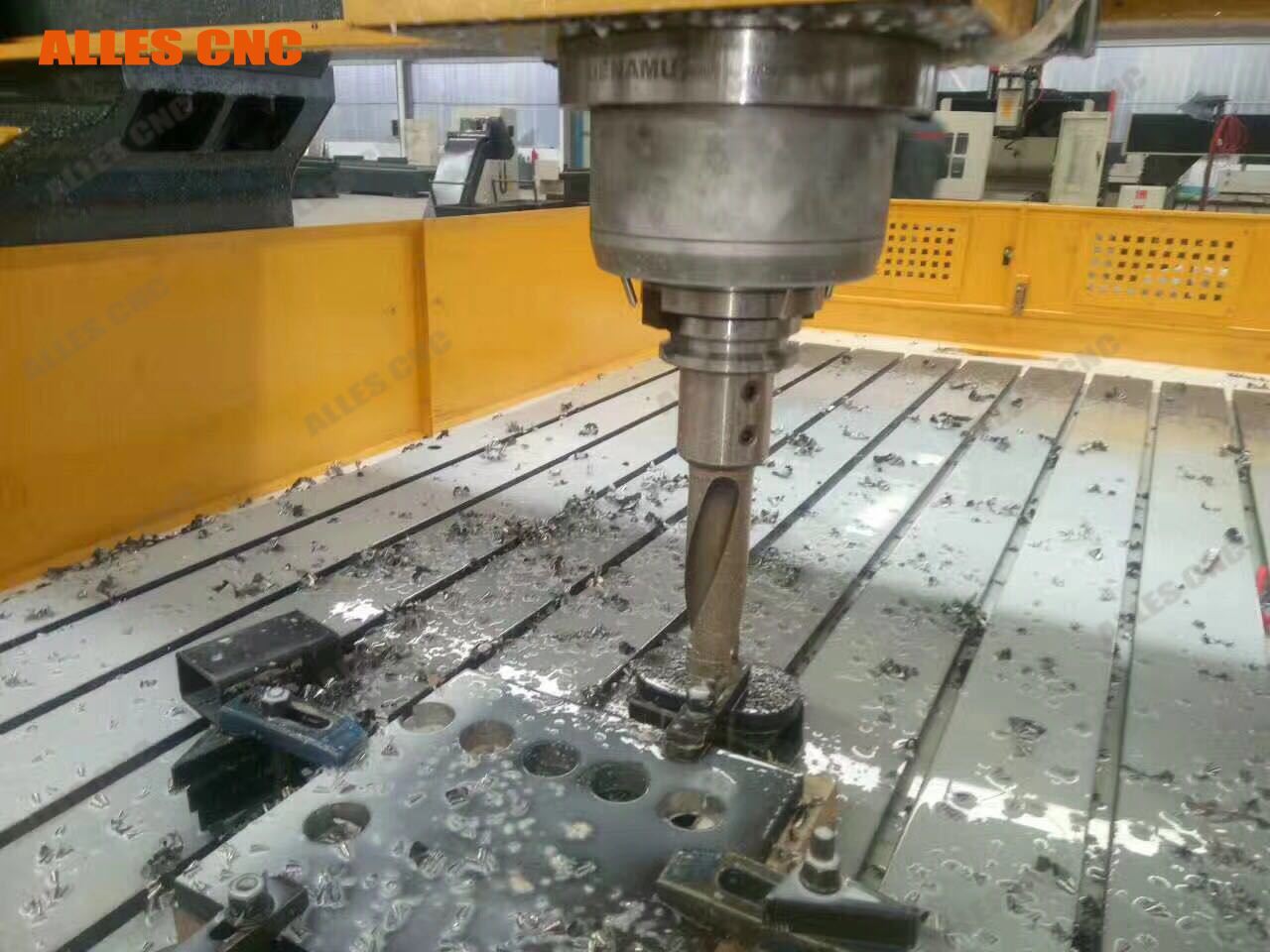 Gantry Mobile CNC Drilling Machine Of Processing Plate Work Pieces