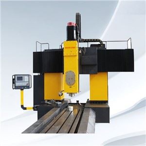 CNC-Portalfräsmaschine zum Grobfräsen